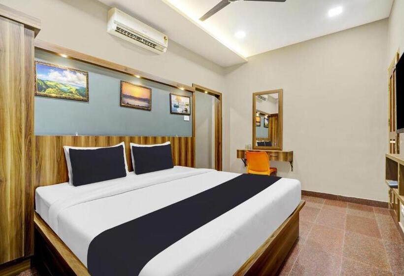 Отель Century Regency