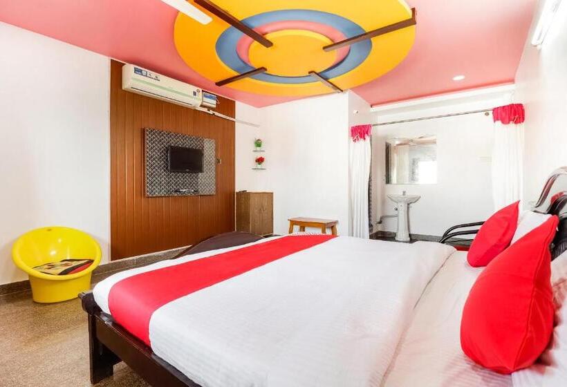 فندق Collection O 67511 Golden Park