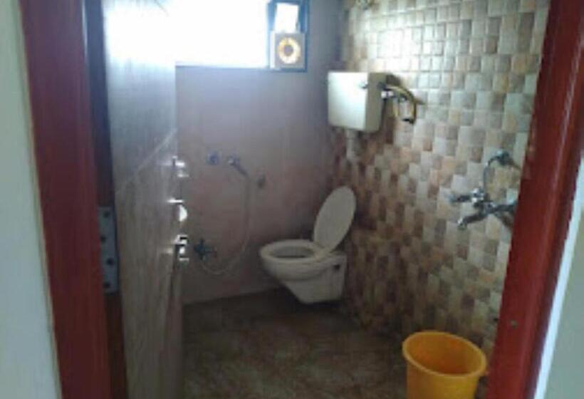 Hotelli Devarshi, Maheshwar