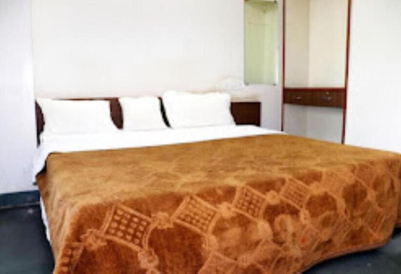 Hotelli Devarshi, Maheshwar