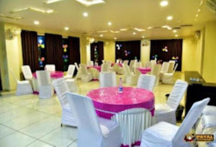 Hotel Devraj Palace,maheshwar