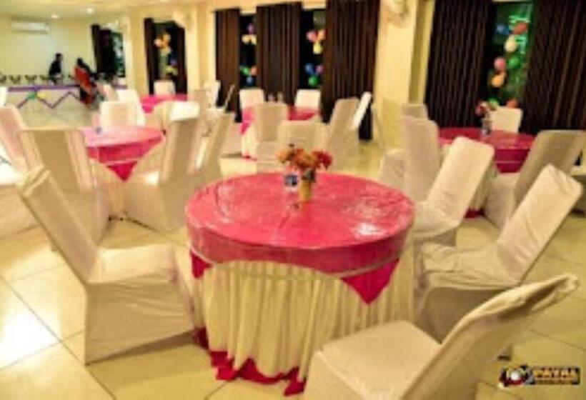 Hotel Devraj Palace,maheshwar