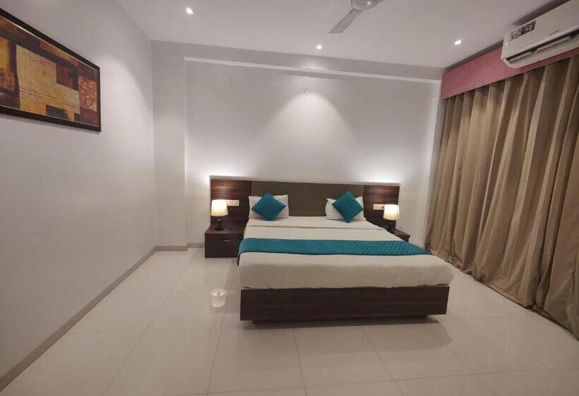 فندق Four Seasons Resort Ajanta