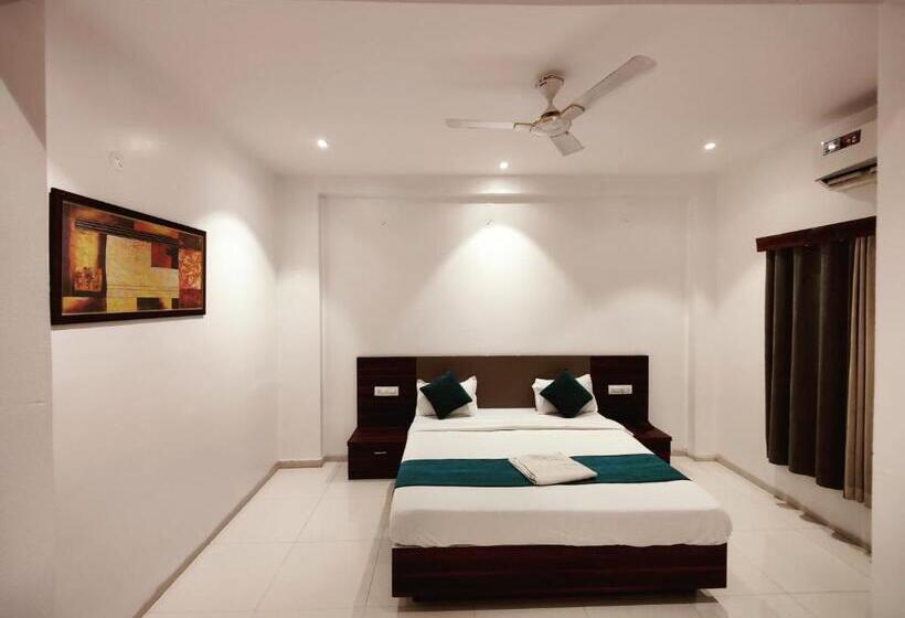 فندق Four Seasons Resort Ajanta