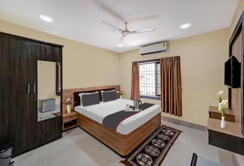 فندق Moonlight Premium Bhubaneswar By Morservices