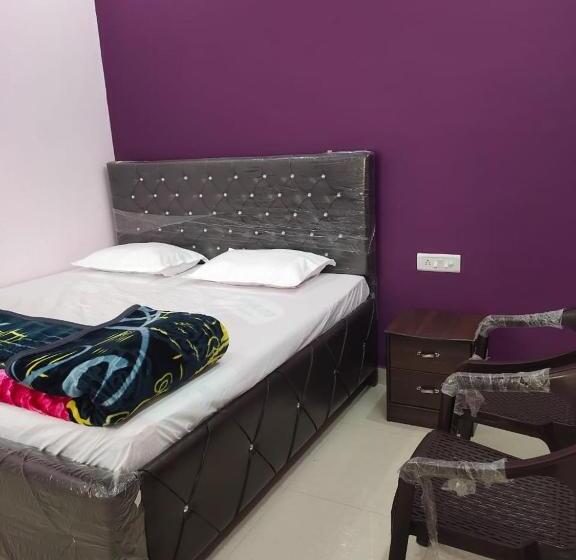 ホテル Harihar Atithi Bhawan