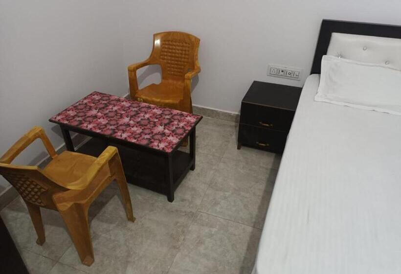 ホテル Harihar Atithi Bhawan