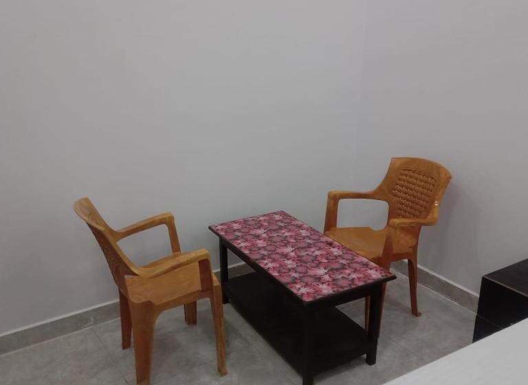 ホテル Harihar Atithi Bhawan