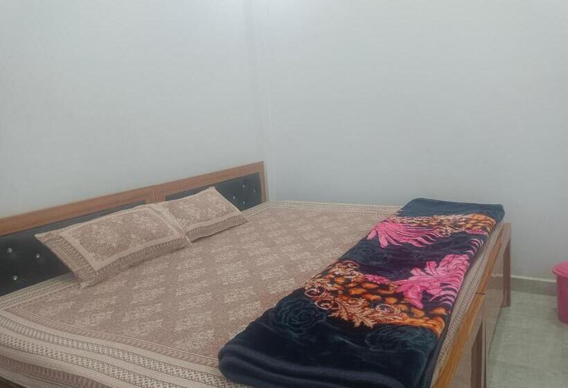 ホテル Harihar Atithi Bhawan