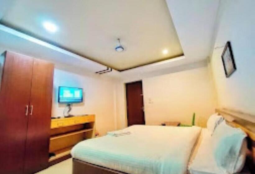 Отель Jasmin Palace Angul