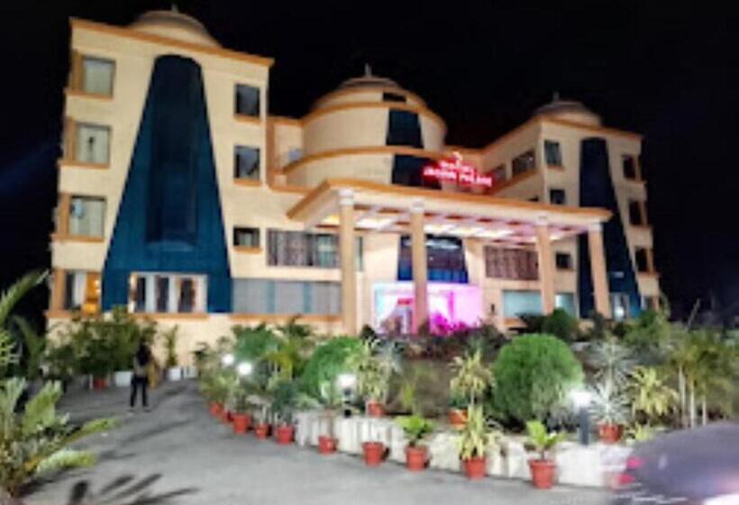 בית מלון כפרי Jasmin Palace Angul