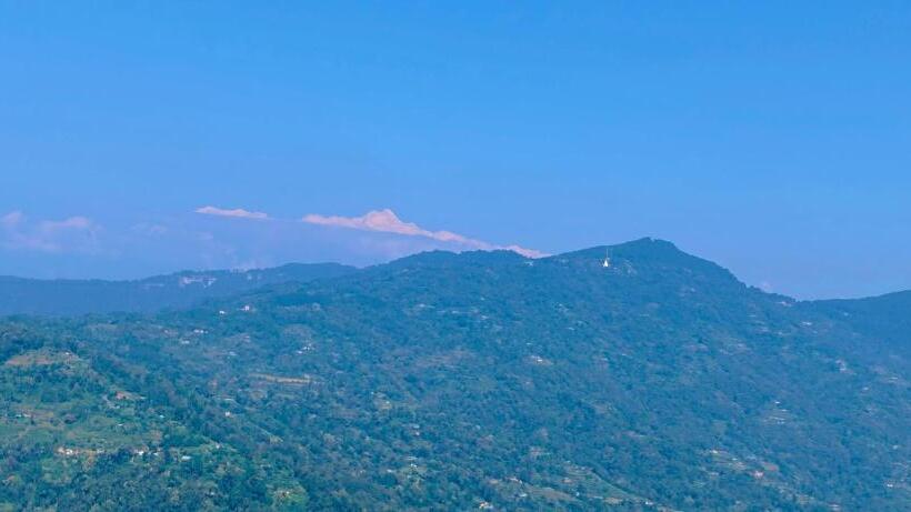 ホテル Jhandi Eco Heights