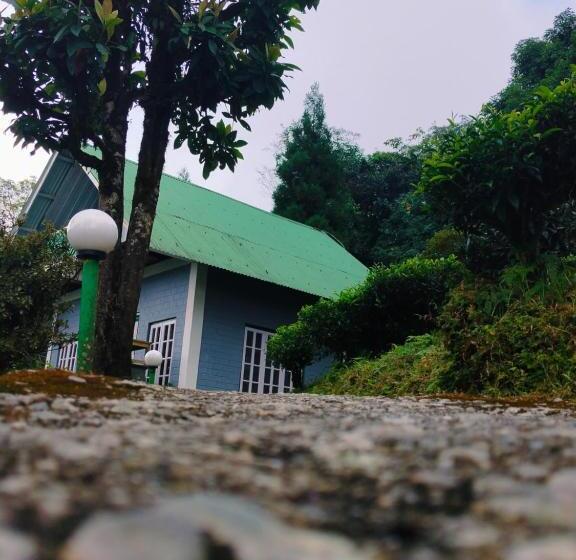 ホテル Jhandi Eco Heights