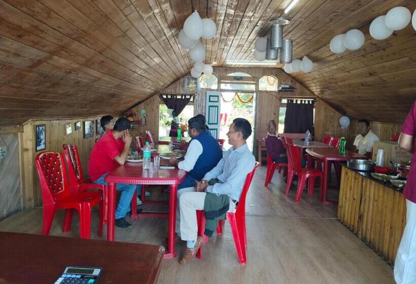 ホテル Jhandi Eco Heights