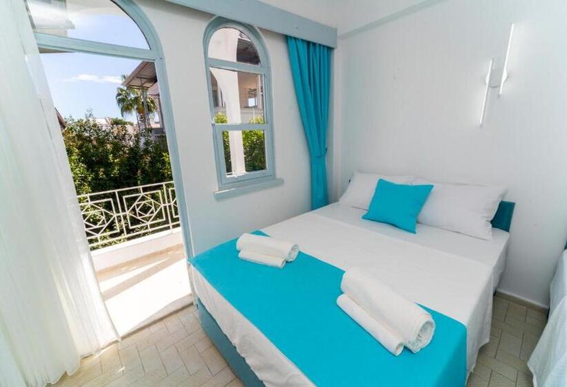 هتل Kemer Royal Beach