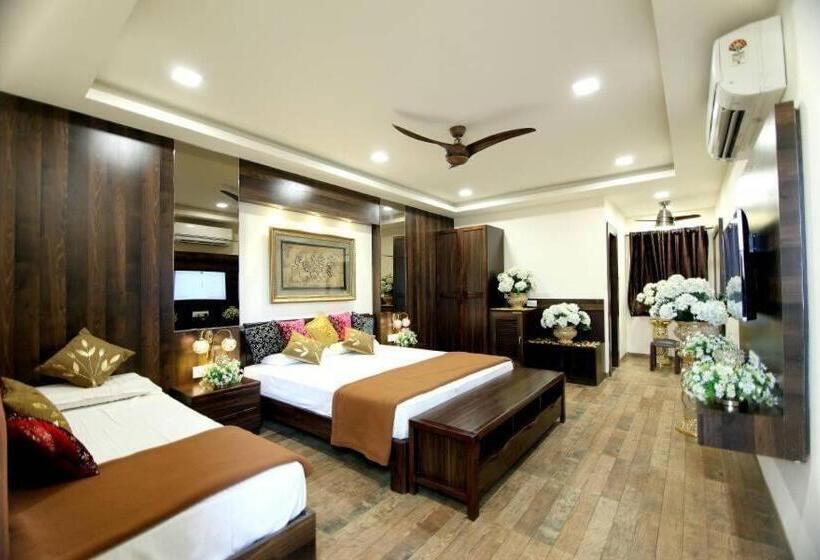 בית מלון כפרי Lamba Celebrations