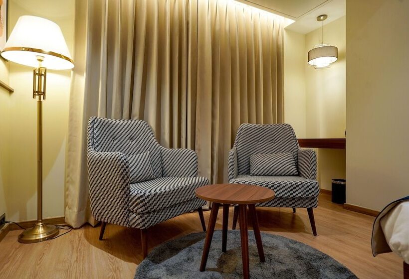 酒店 M2 Square By Monday Premium