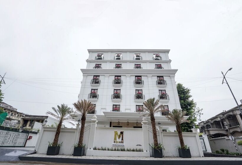 酒店 M2 Square By Monday Premium