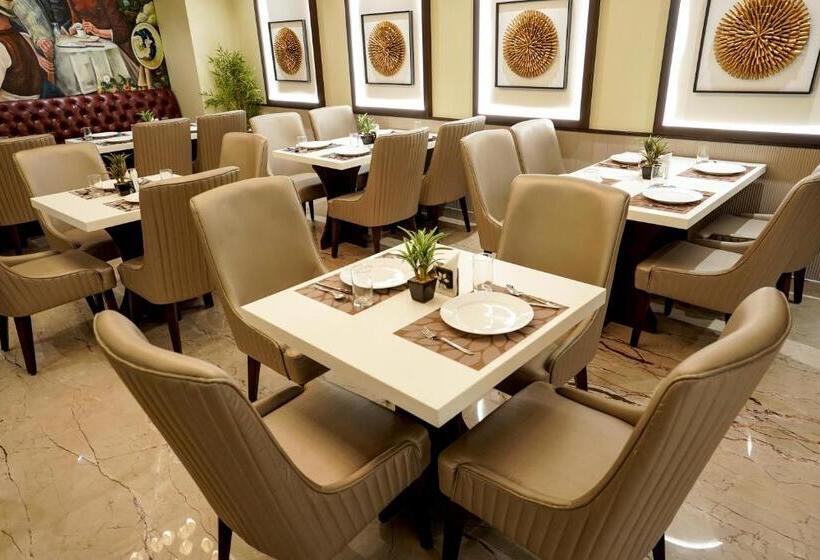 فندق M2 Square By Monday Premium