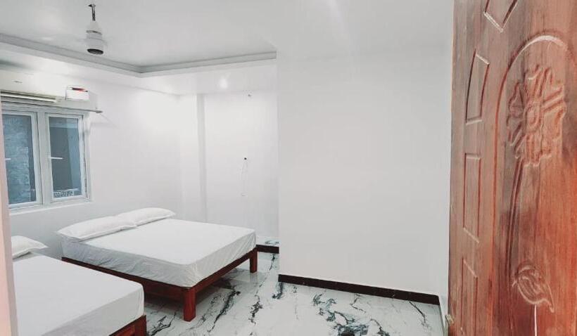 Отель Minnal Residency