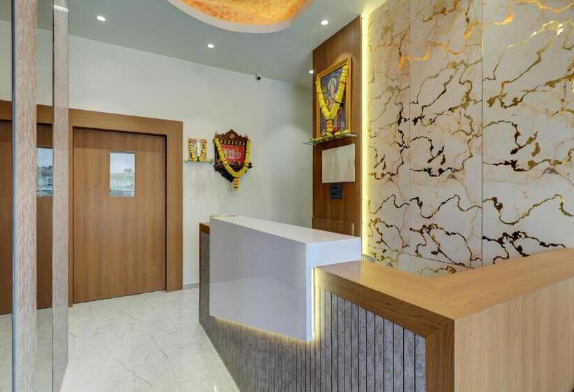 酒店 Radhe Residency