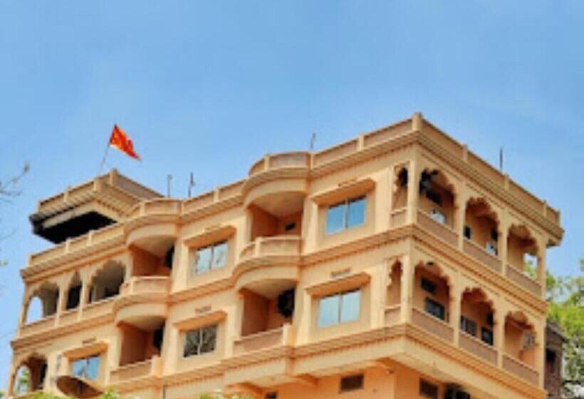 בית מלון כפרי Raj Palace, Maheshwar