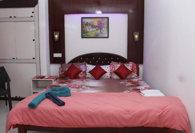 호텔 Ratnoop Inn Enjoy The Premium Home Stay