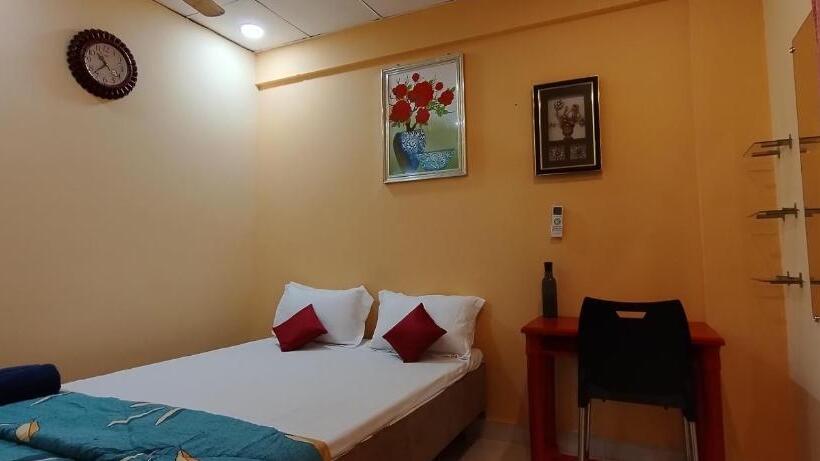 호텔 Ratnoop Inn Enjoy The Premium Home Stay