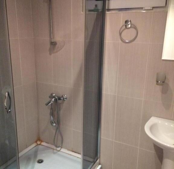 هتل Restaurant Kakhaberi