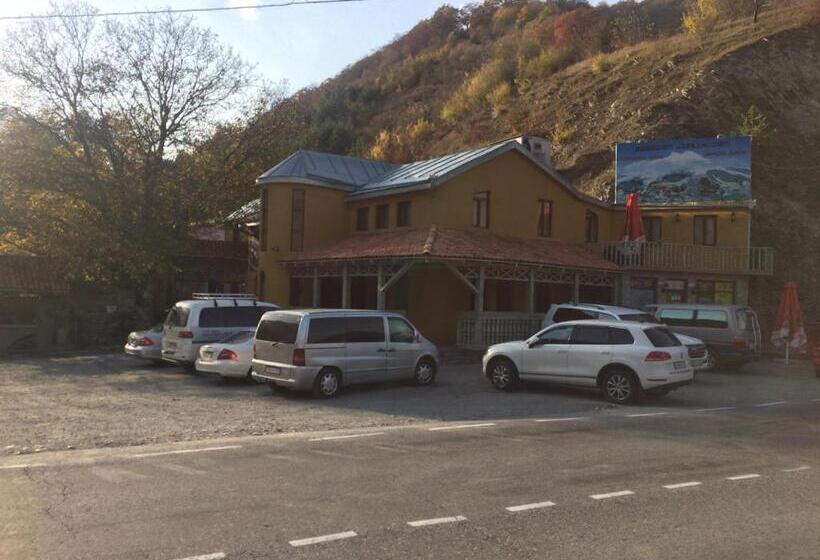 هتل Restaurant Kakhaberi