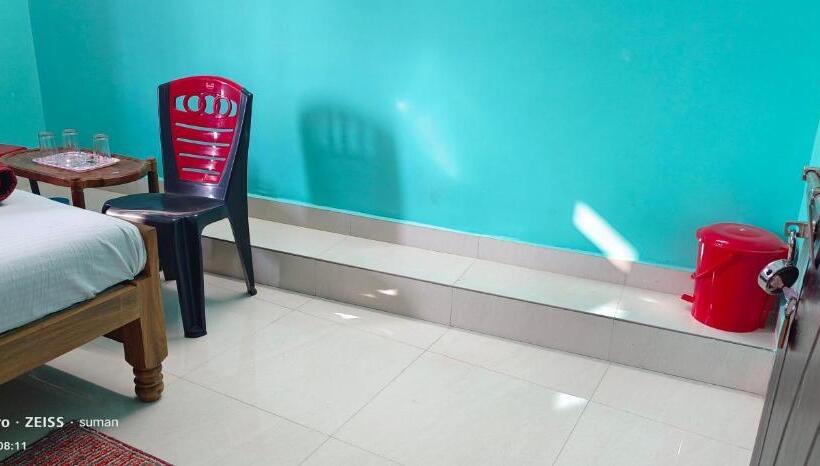 酒店 Seema Lodge & Restaurant