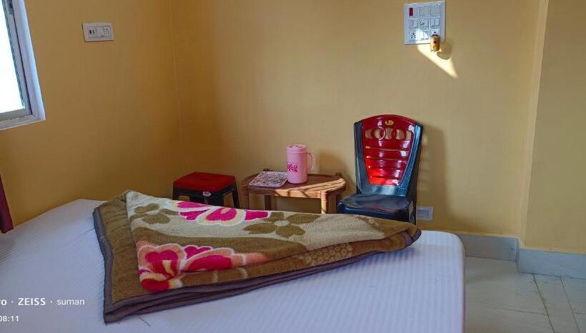 酒店 Seema Lodge & Restaurant