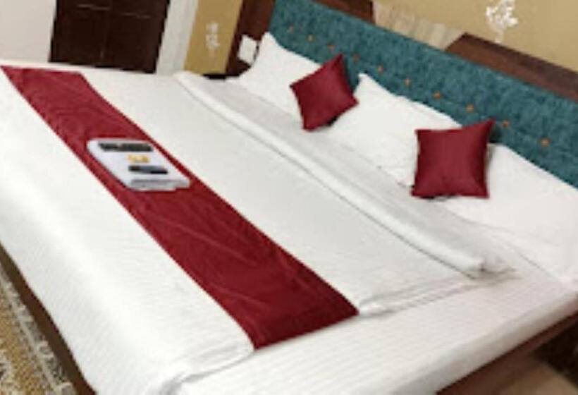 Hotel Shivalay Palace,maheshwar