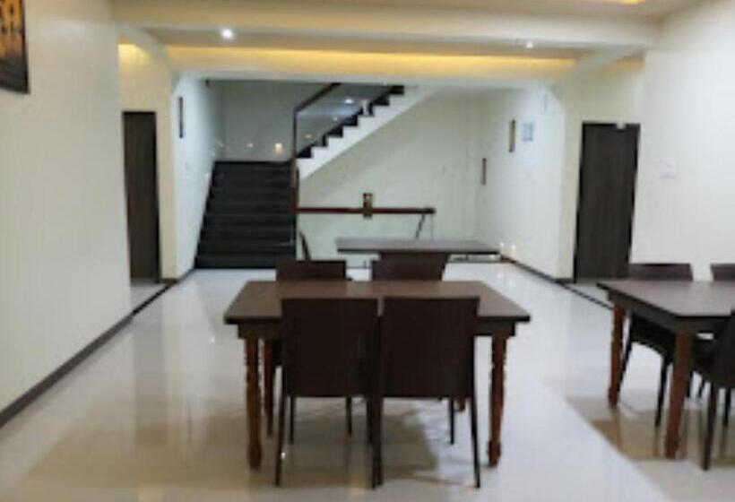 Hotel Shri Sharnam, Maheshwar