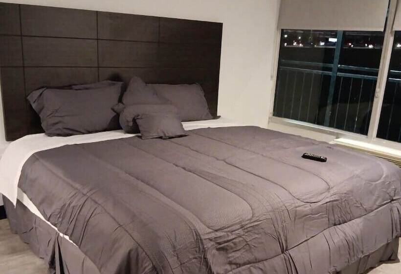 فندق Stateline Stayovers Extended Stay