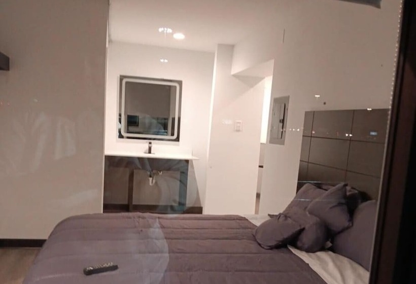 فندق Stateline Stayovers Extended Stay