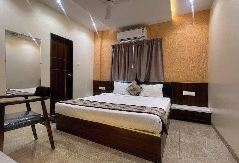 בית מלון כפרי Suvarnam Residency