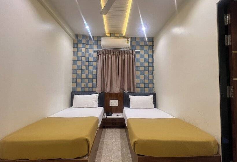 בית מלון כפרי Suvarnam Residency