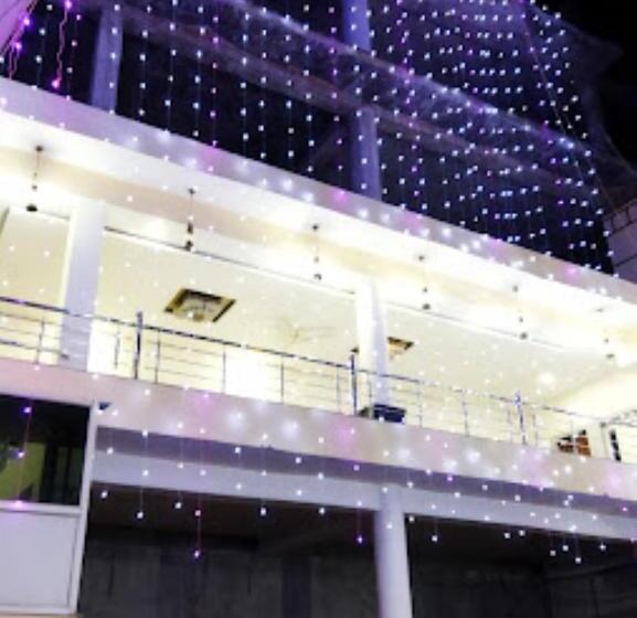 호텔 Tanya Palace,datia