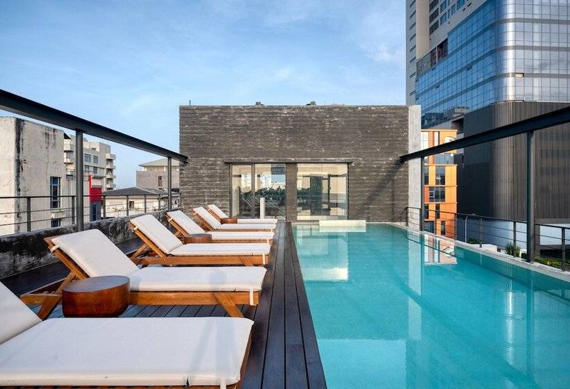 ホテル Taprobane House