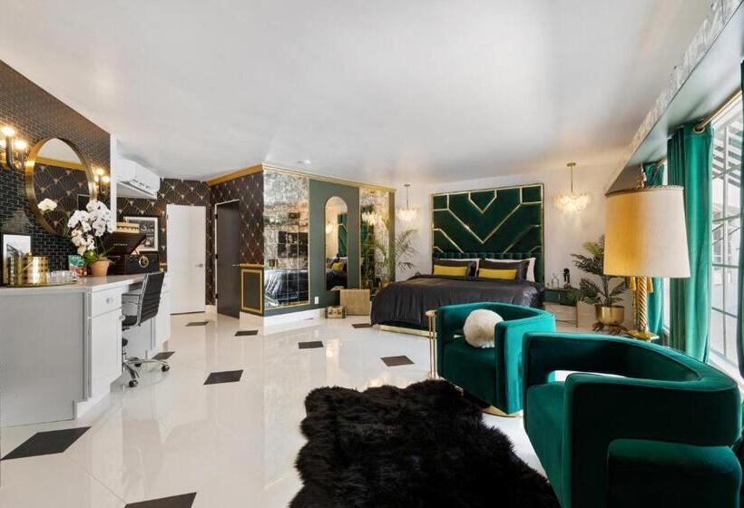 فندق The Presidential Suite  Premiere Executive Suite