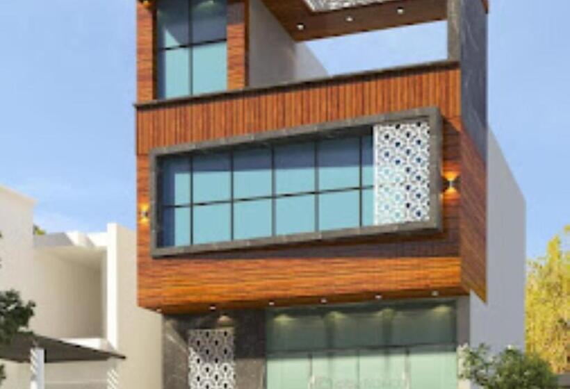 בית מלון כפרי The Ramay Palace Ayodhya