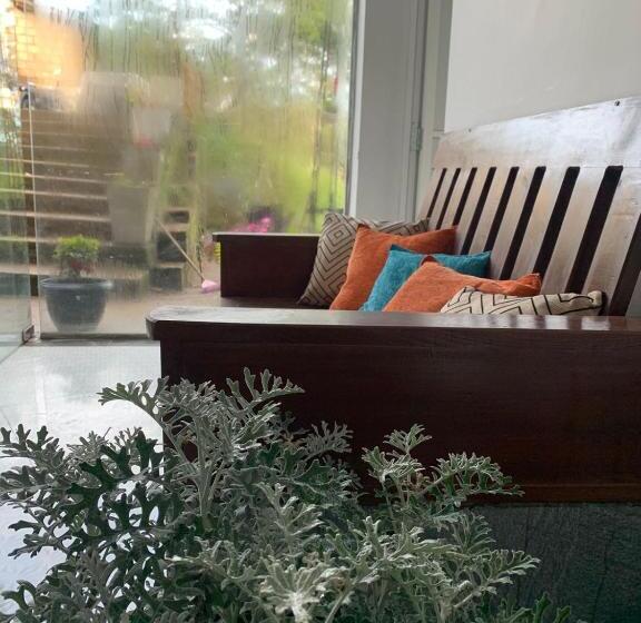 ホテル The Station Lodge