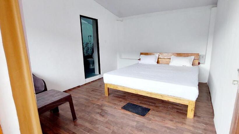 בית מלון כפרי Traditional Kumaoni Farm Stay