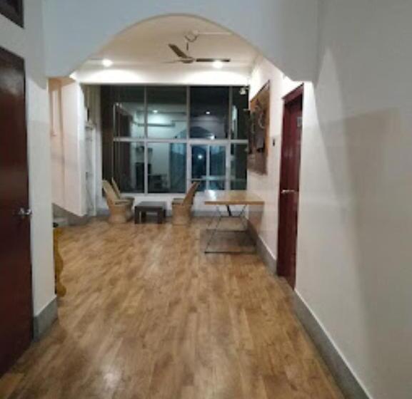 酒店 Tribal Inn Dimapur