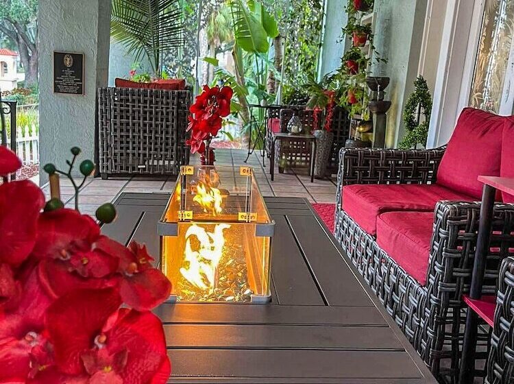 فندق Vinoy House