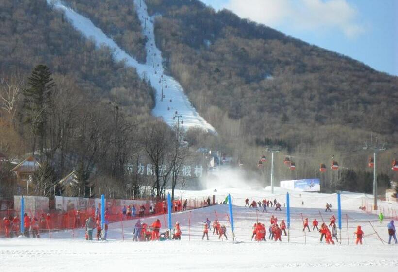 酒店 Yabuli Business Resort