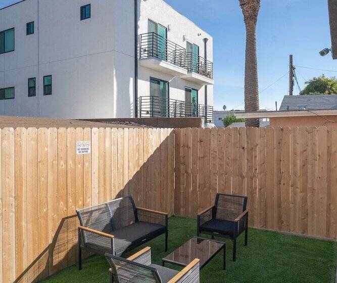 Normandie Hostel