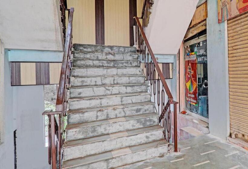 Oyo Flagship Hotel Sawariya Grand