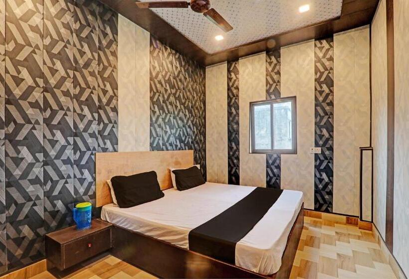 Oyo Flagship Hotel Sawariya Grand